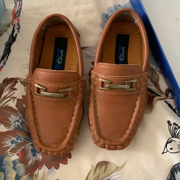 Other - Toddler loafers size 7